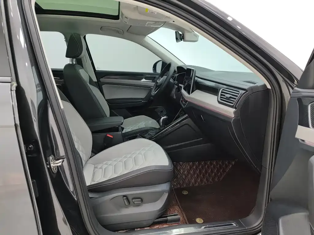 Volkswagen Tayron 2023 из CN, фото 4