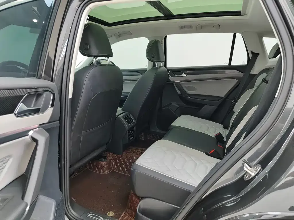 Volkswagen Tayron 2023 из CN, фото 5
