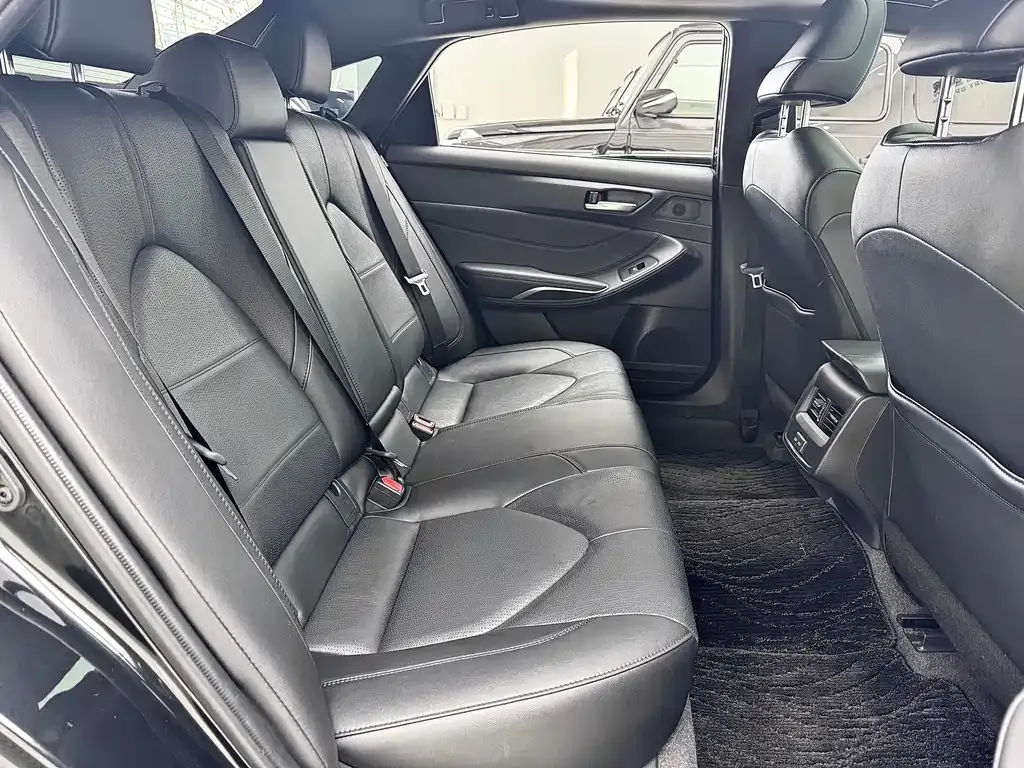 Toyota Avalon 2024 из CN, фото 4