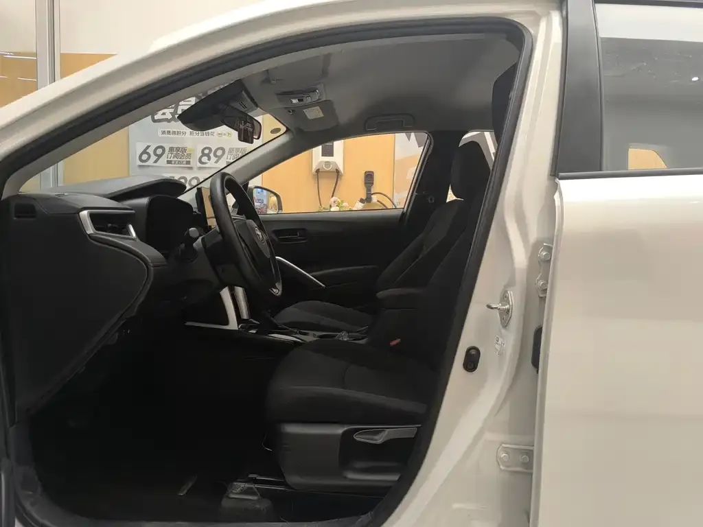 [object Object] Corolla Cross 2024 из CN, фото 3