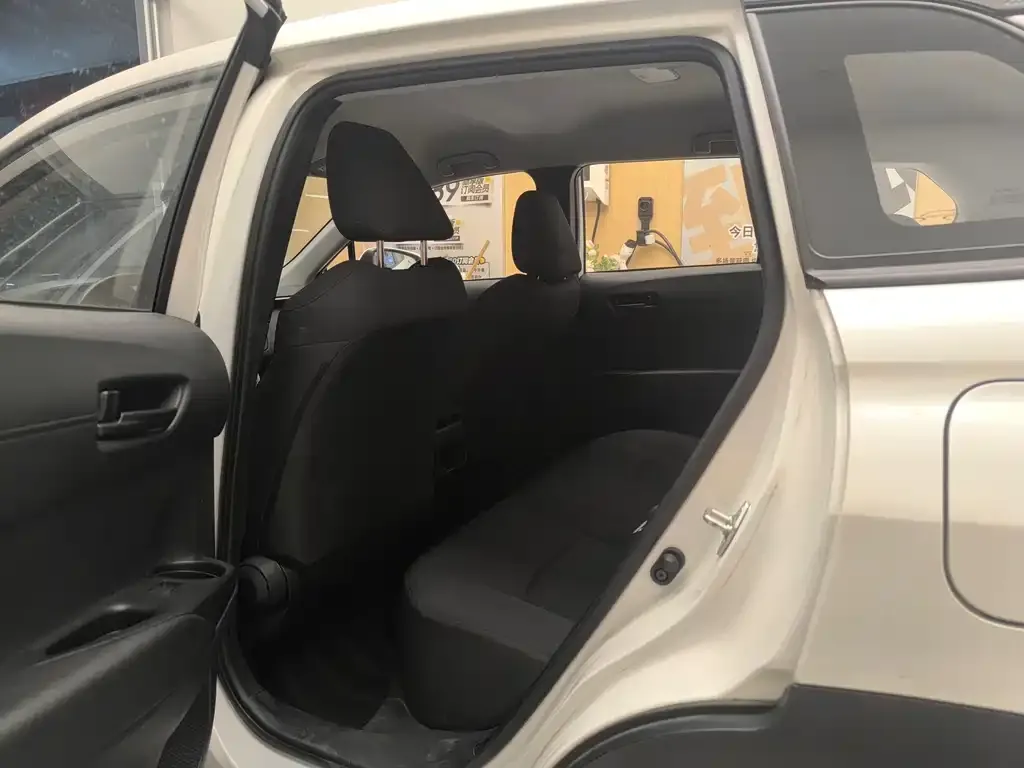 [object Object] Corolla Cross 2024 из CN, фото 4