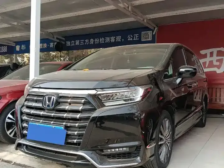 Honda Elysion 2024 из CN, фото 1