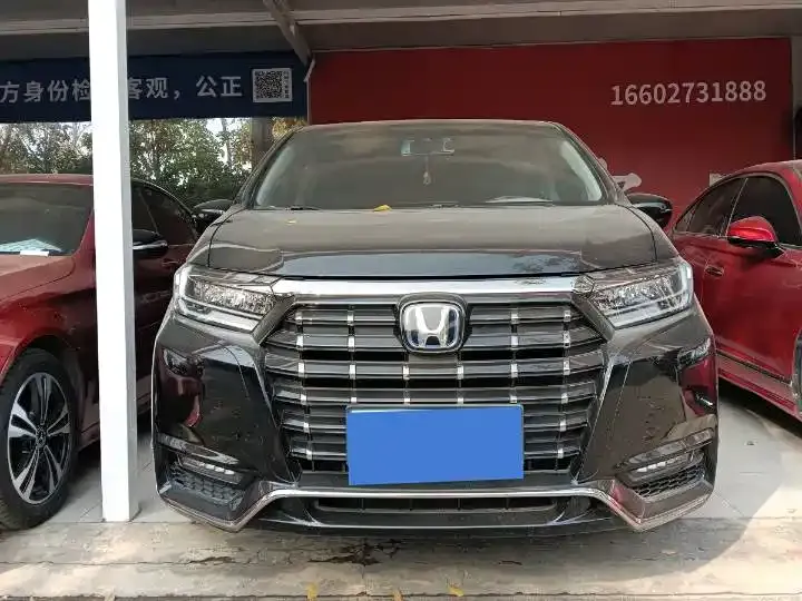 Honda Elysion 2024 из CN, фото 5