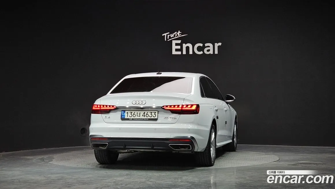 Audi A4 — фото 3