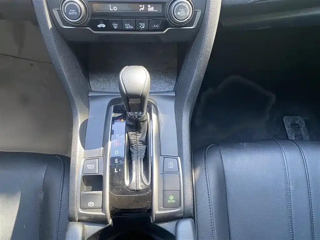 Honda Civic 2021 из CN, фото 8