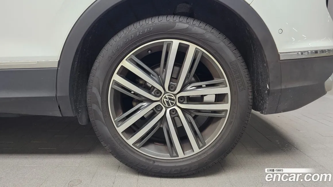 Volkswagen Tiguan 2022 из KR, фото 8