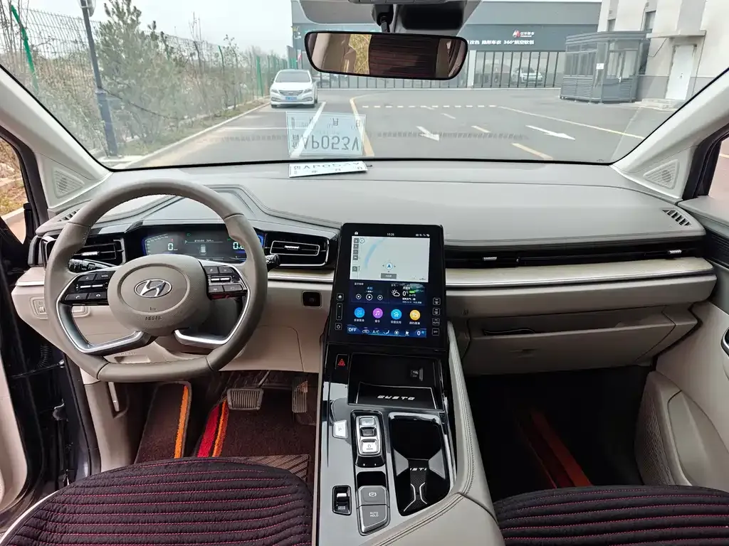 Hyundai Custo 2023 из CN, фото 7