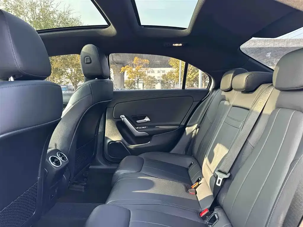 Mercedes-Benz A-Class 2022 из CN, фото 4