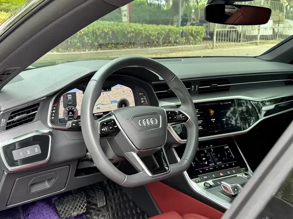 Audi A7L 2023 из CN, фото 3
