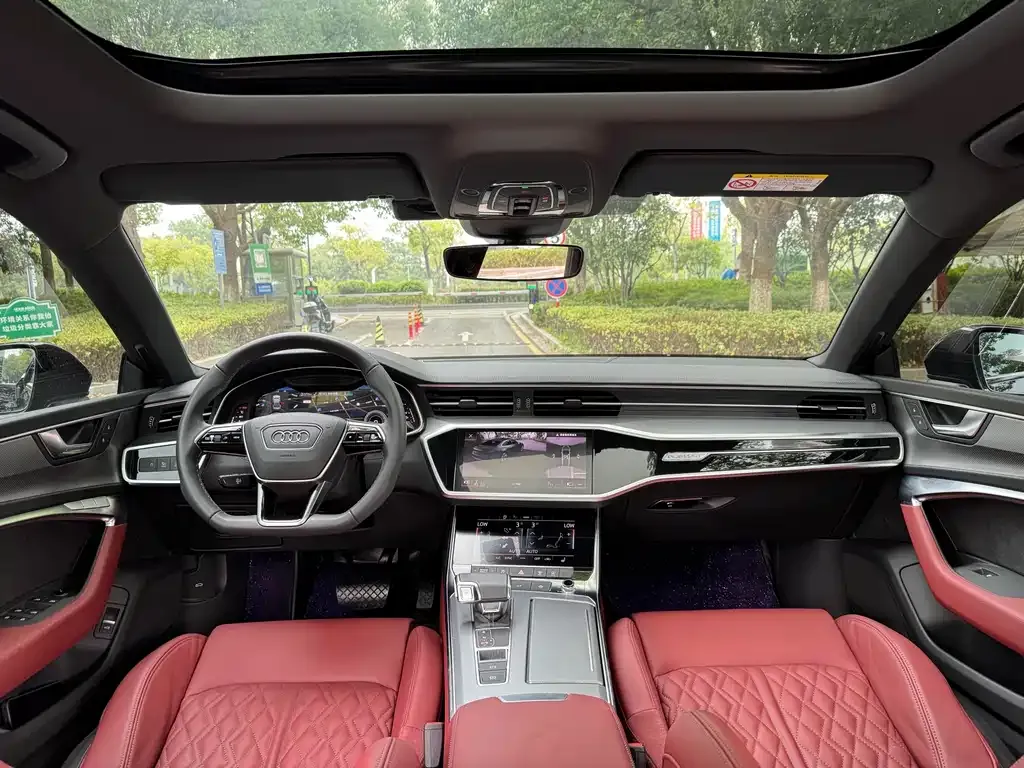 Audi A7L 2023 из CN, фото 7