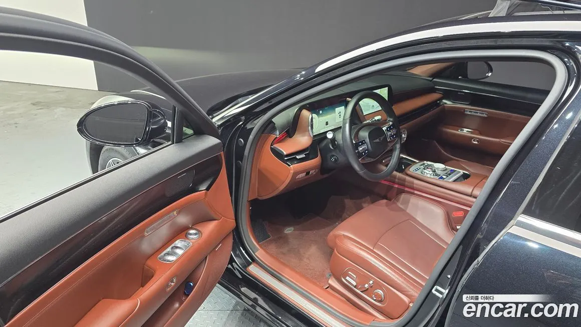 Genesis G90 2022 из KR, фото 2