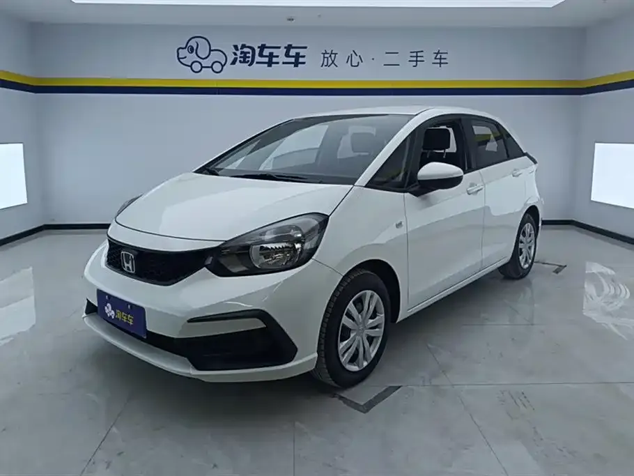 Honda Fit — фото 1