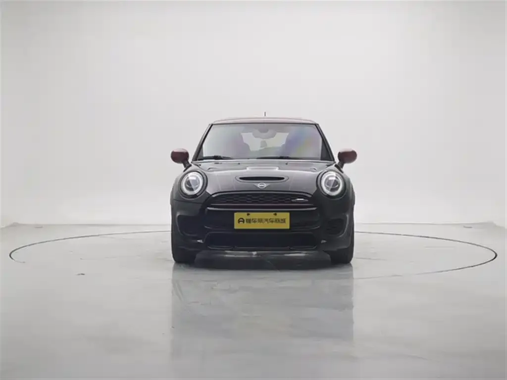 MINI JCW (John Cooper Works) 2021 из CN, фото 2