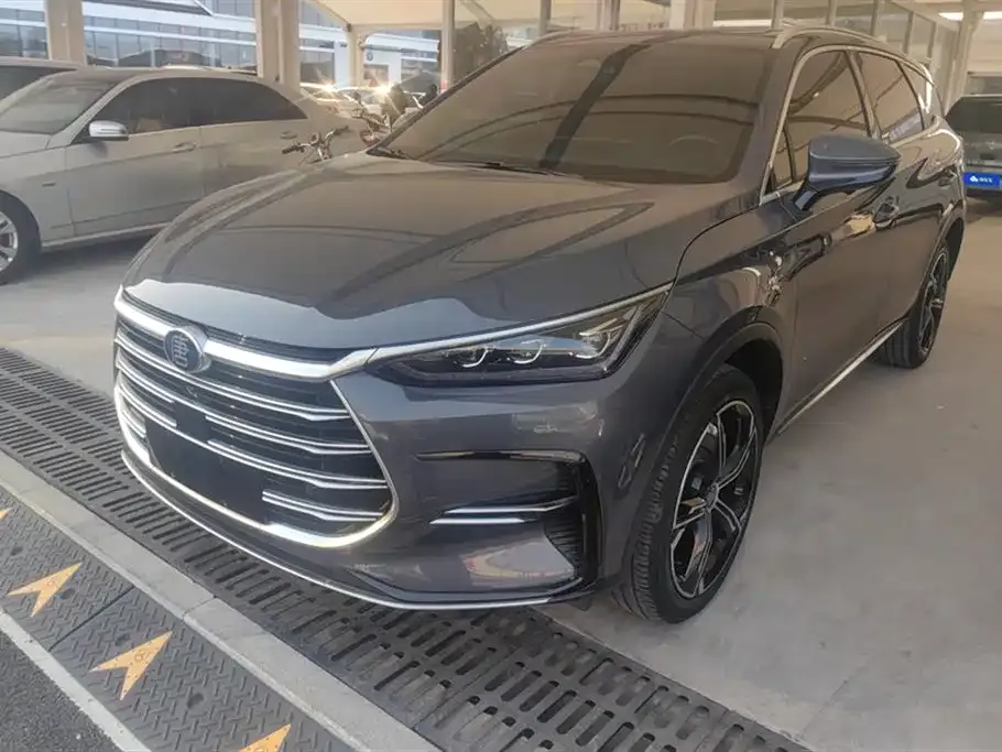 BYD Tang New Energy — фото 1