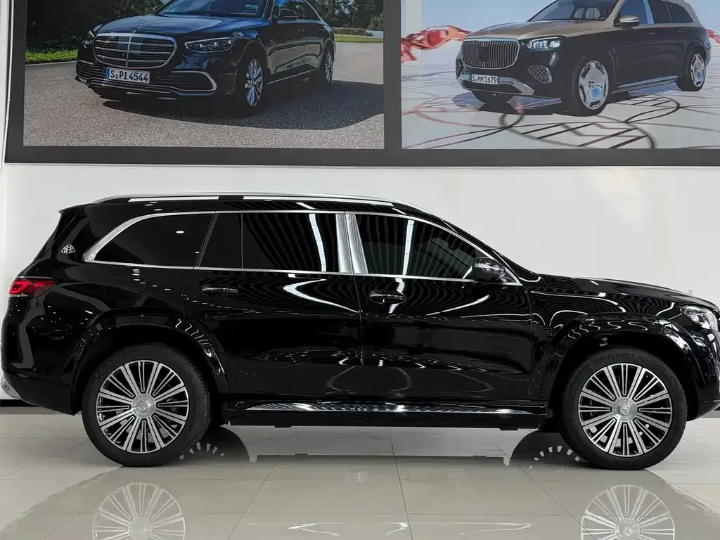 Mercedes-Benz GLS 2023 из CN, фото 8