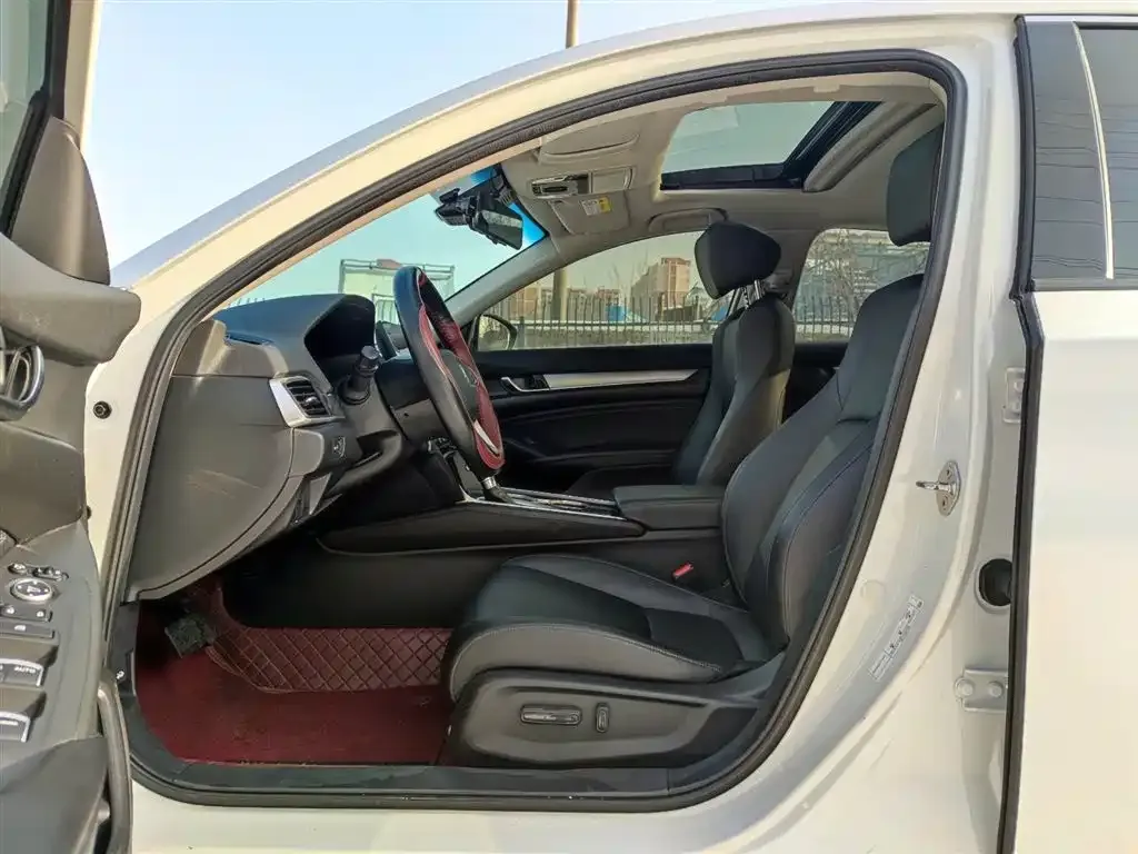 Honda Accord 2021 из CN, фото 10