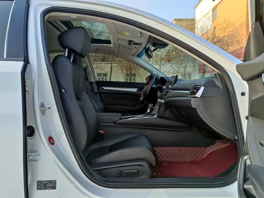 Honda Accord 2021 из CN, фото 3