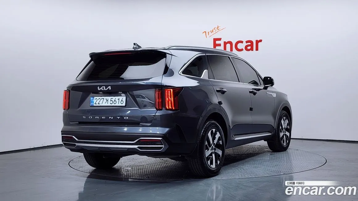 Kia Sorento — фото 2
