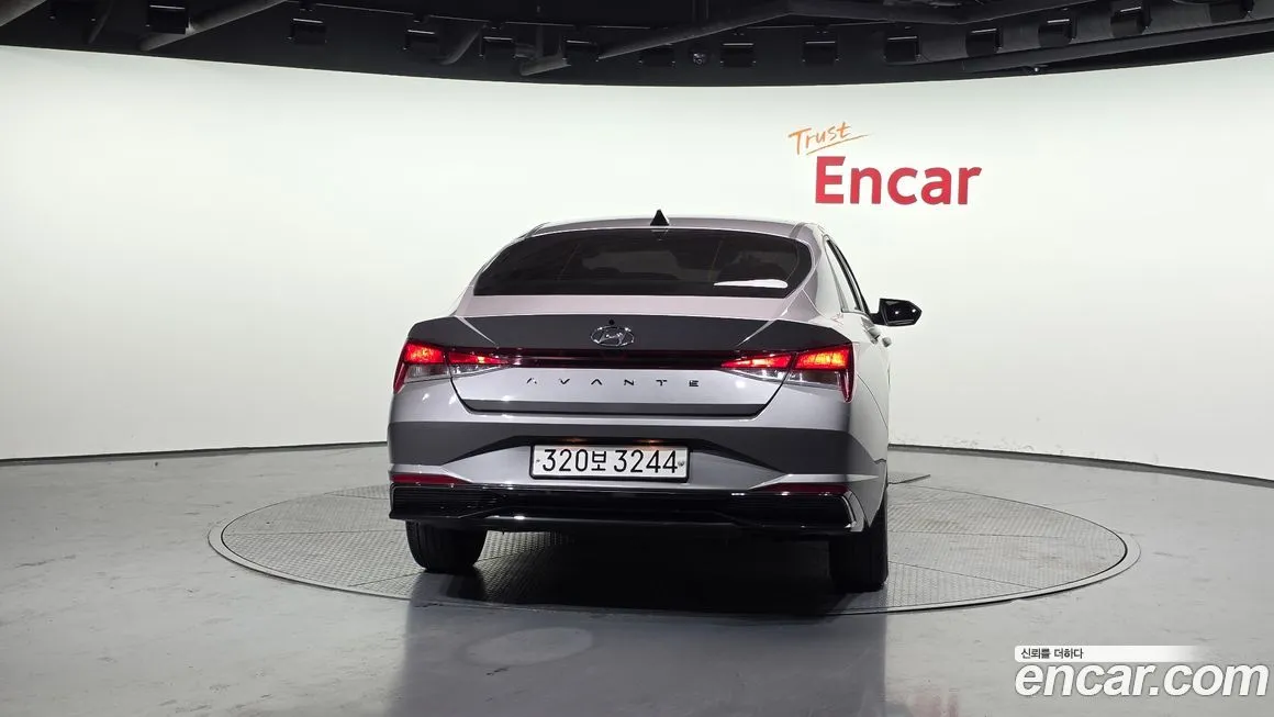 Hyundai AVANTE 2021 из KR, фото 4