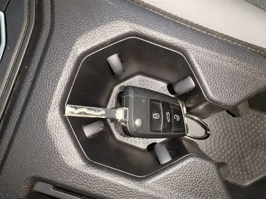 Volkswagen Lavida 2023 из CN, фото 5