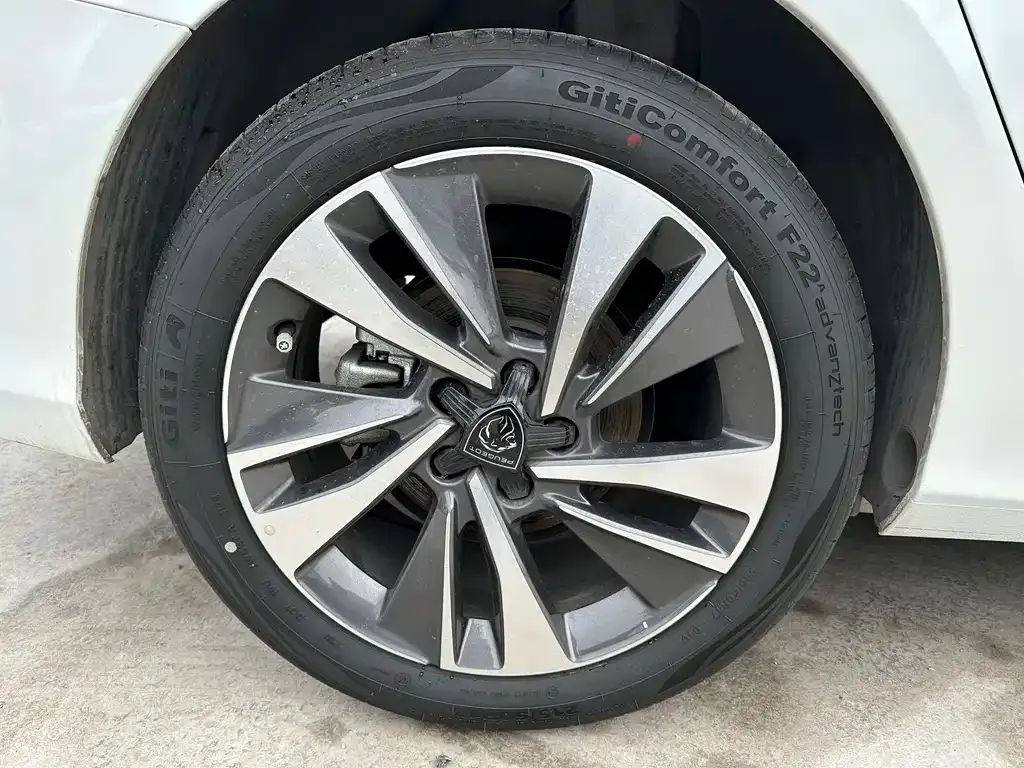 Peugeot 408 2025 из CN, фото 6