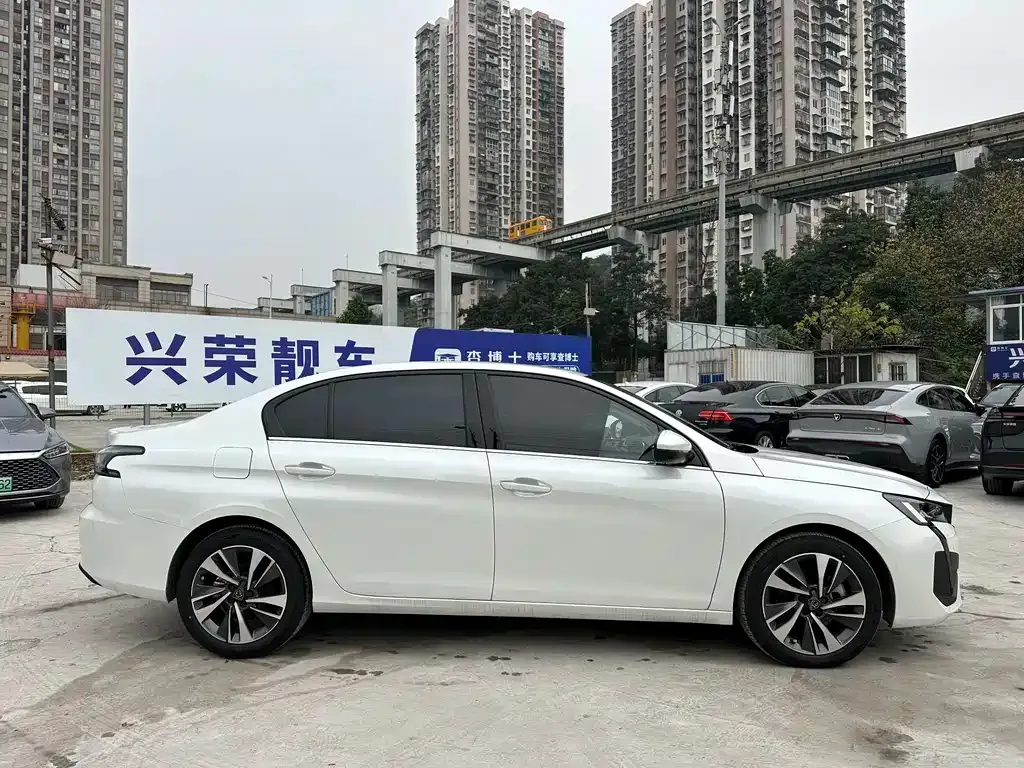 Peugeot 408 2025 из CN, фото 7