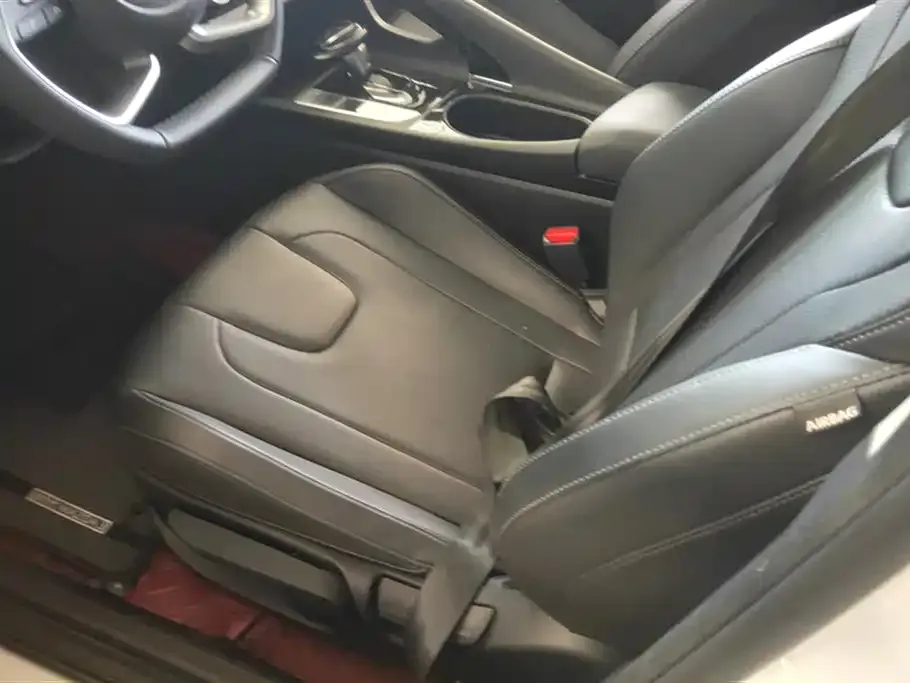 Hyundai Elantra 2023 из CN, фото 9