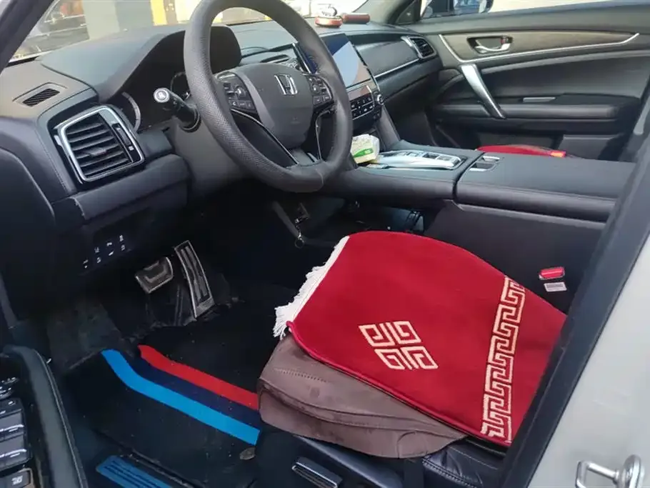 Honda UR-V 2021 из CN, фото 10