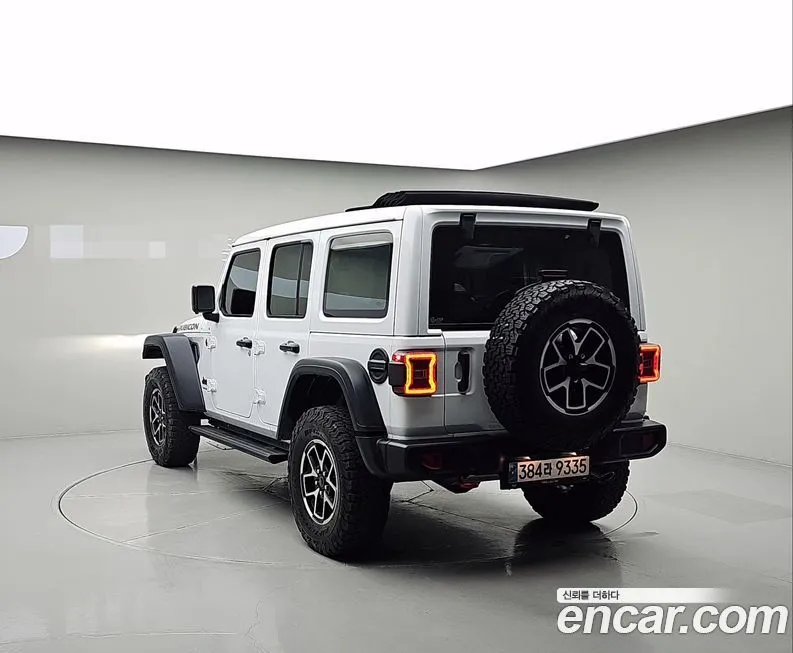 Jeep Wrangler 2024 из KR, фото 2