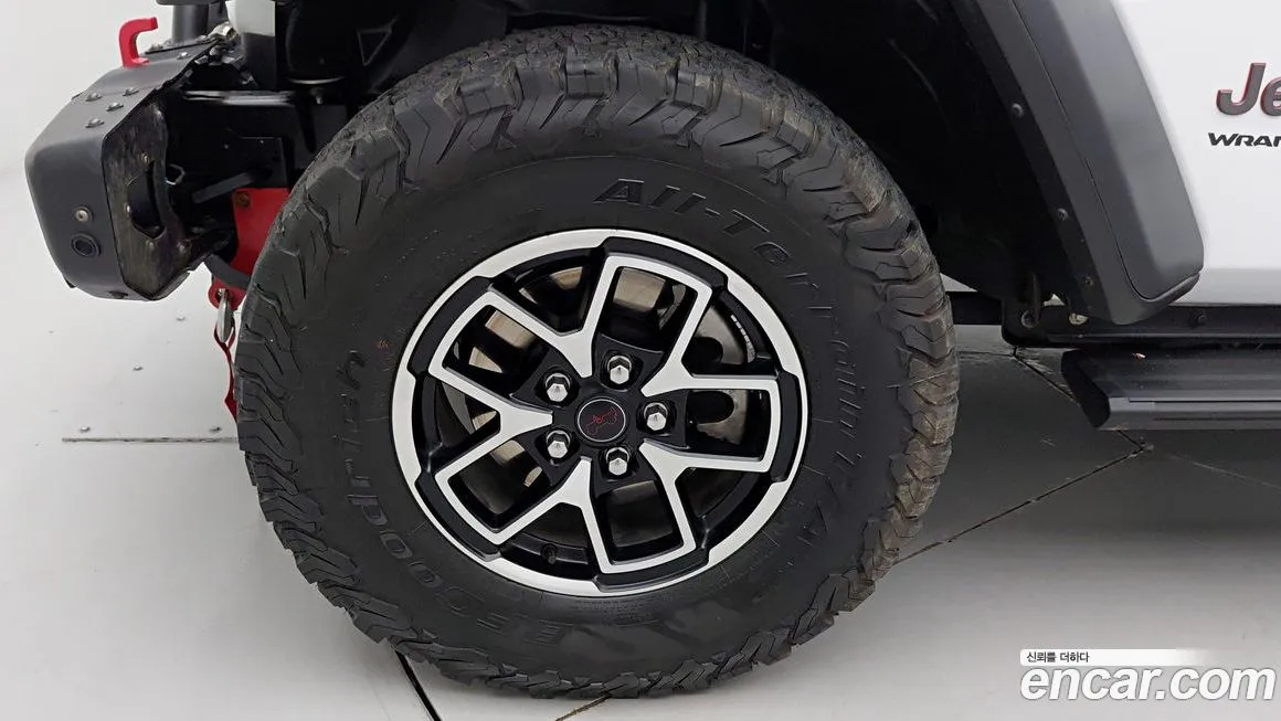 Jeep Wrangler 2024 из KR, фото 5