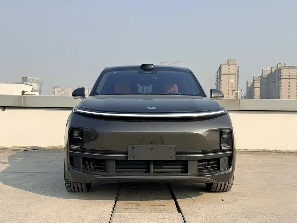 Li Auto L8 2024 из CN, фото 2