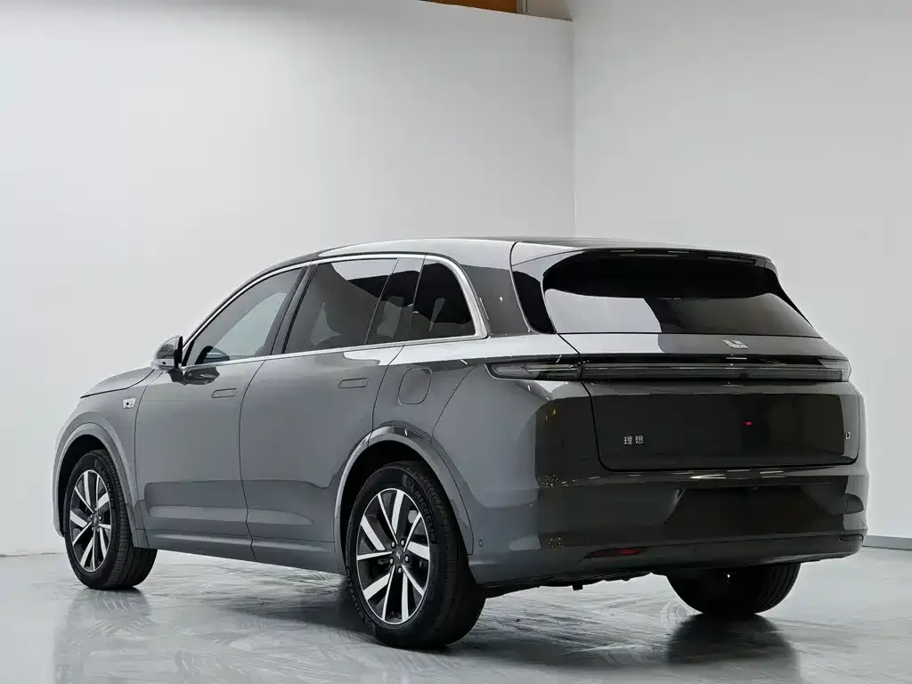 Li Auto L7 — фото 5