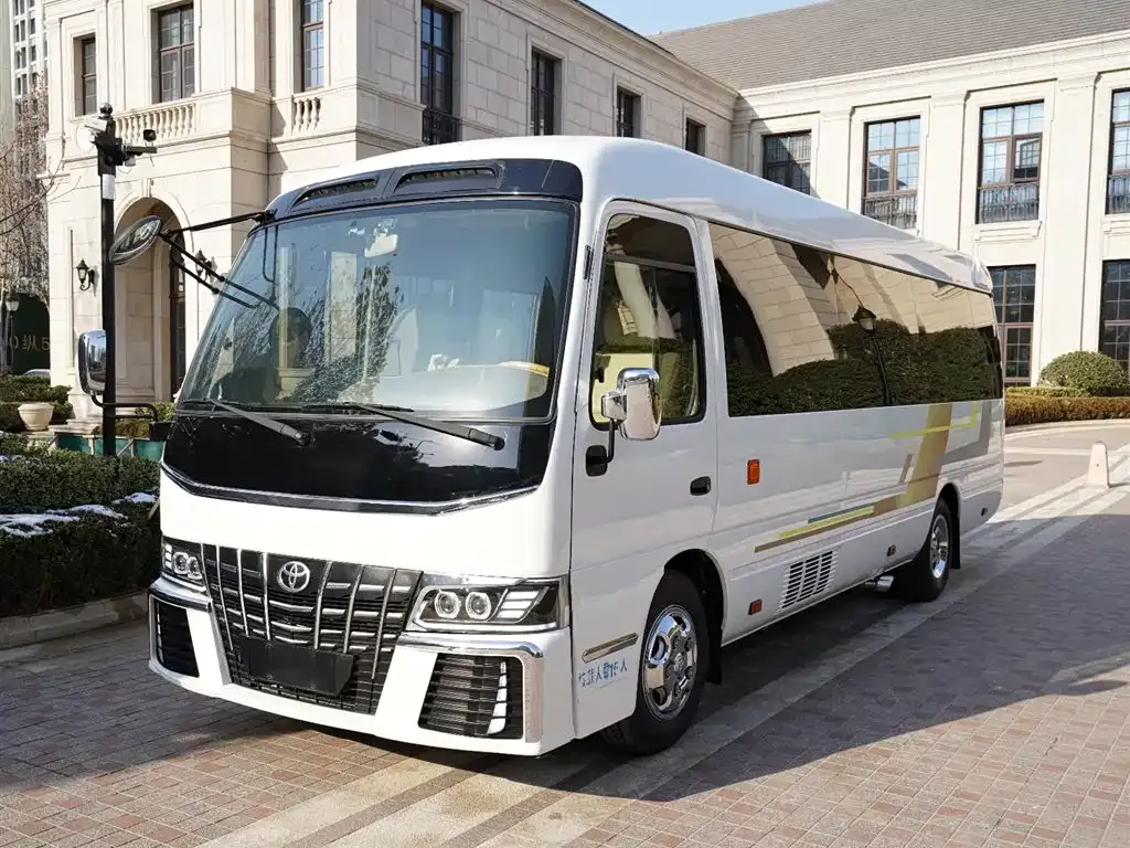 Toyota Coaster 2021 из CN, фото 1