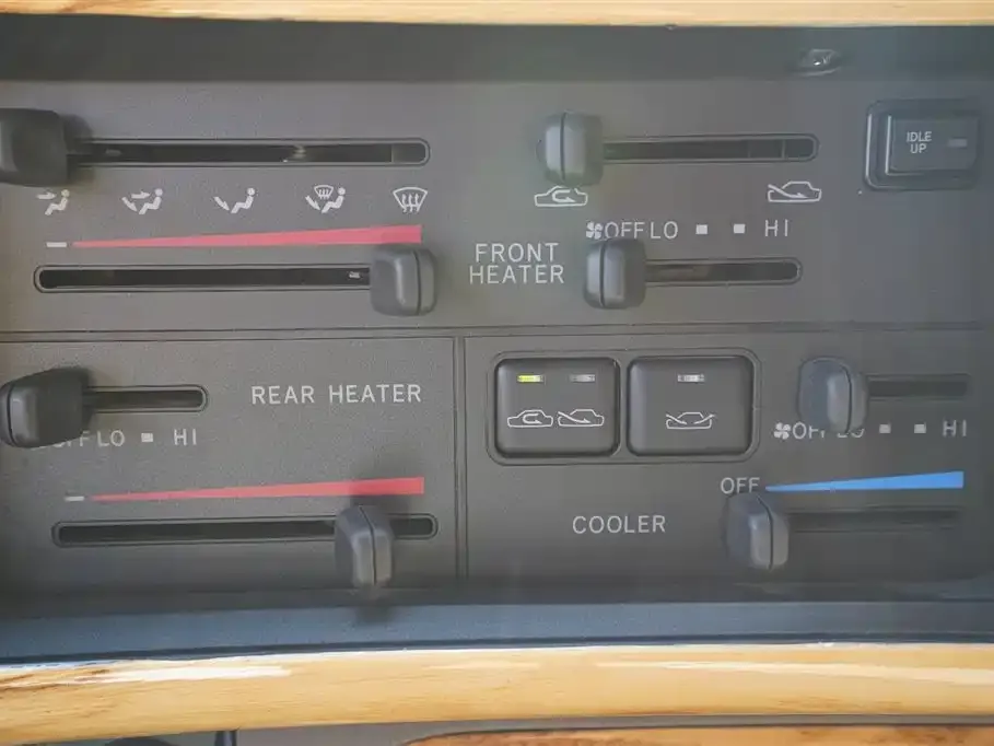 Toyota Coaster 2021 из CN, фото 6