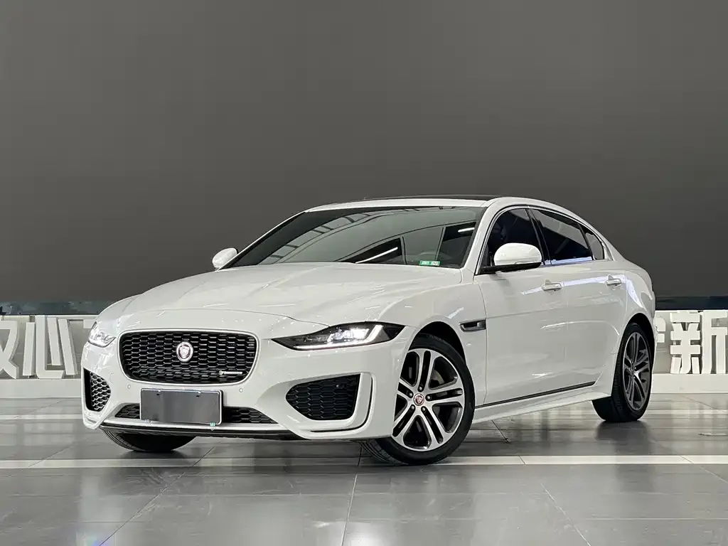 Jaguar XEL — фото 1