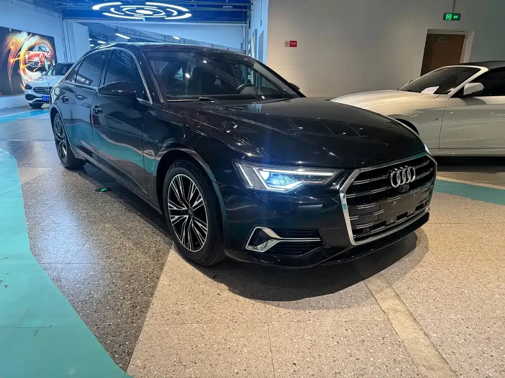 Audi A6L 2022 из CN, фото 10