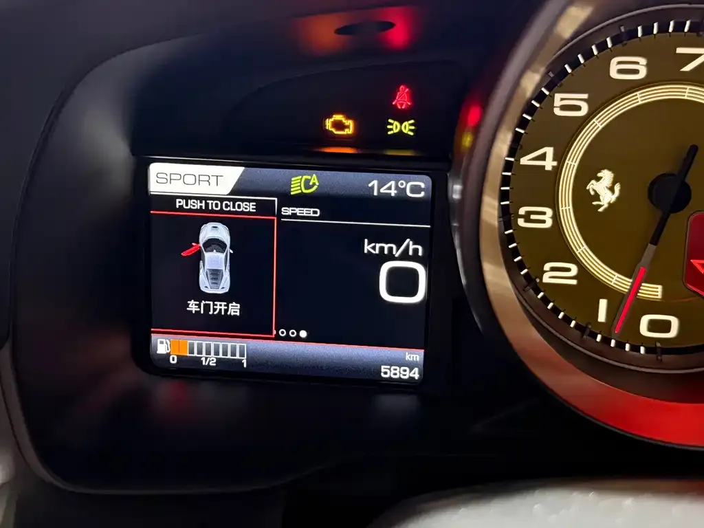 Ferrari F8 2023 из CN, фото 2
