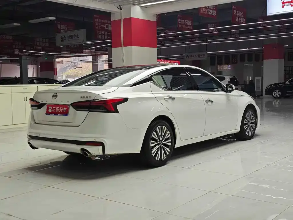Nissan Teana 2023 из CN, фото 3