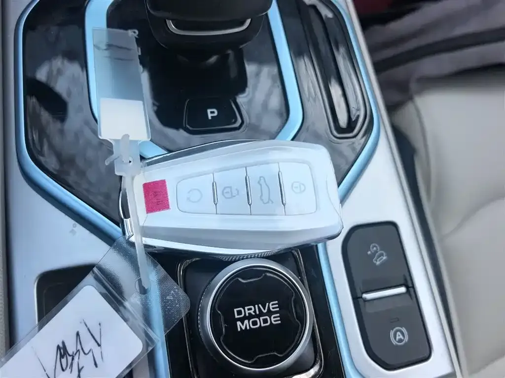 Geely Icon 2024 из CN, фото 2