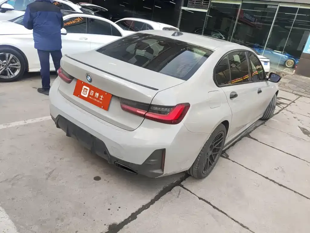 BMW 3 Series 2023 из CN, фото 9