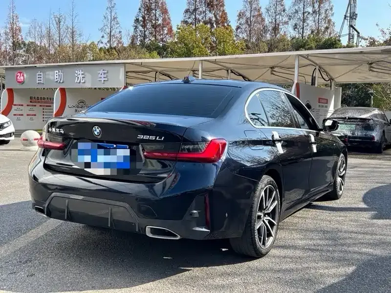 BMW 3 Series 2023 из CN, фото 8