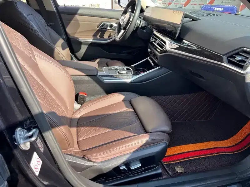 BMW 3 Series 2023 из CN, фото 10