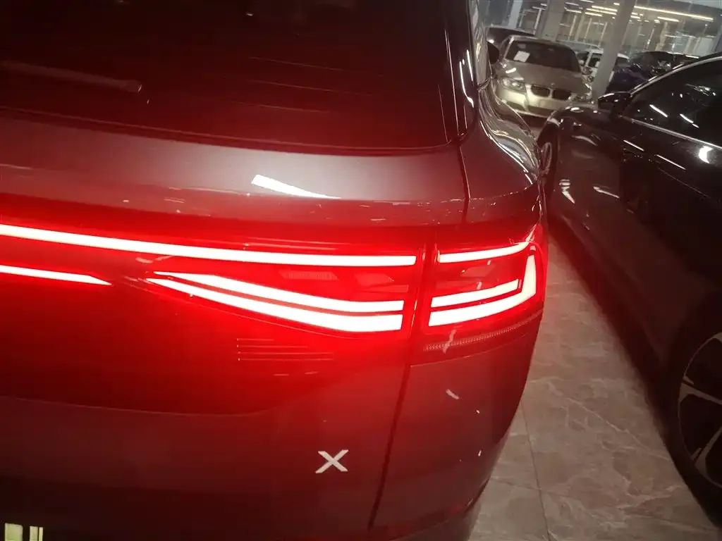Volkswagen ID.6 X 2022 из CN, фото 8