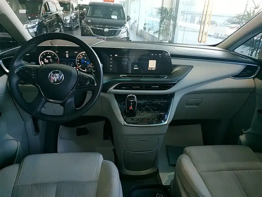 Buick GL8 2022 из CN, фото 2