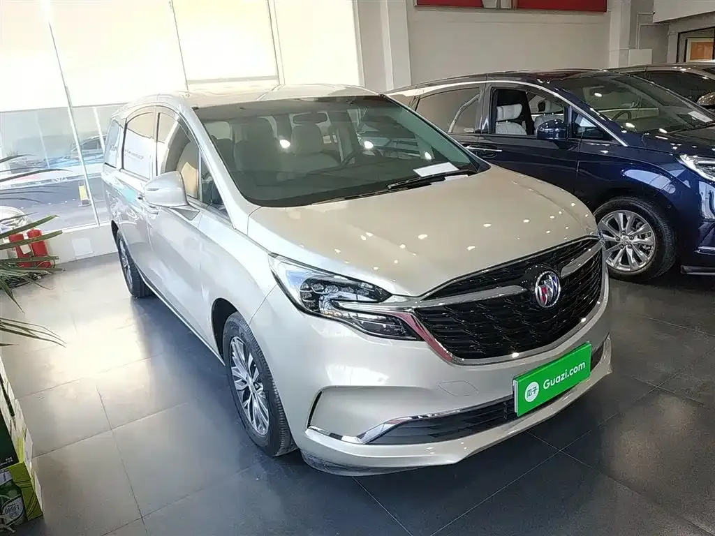 Buick GL8 2022 из CN, фото 6