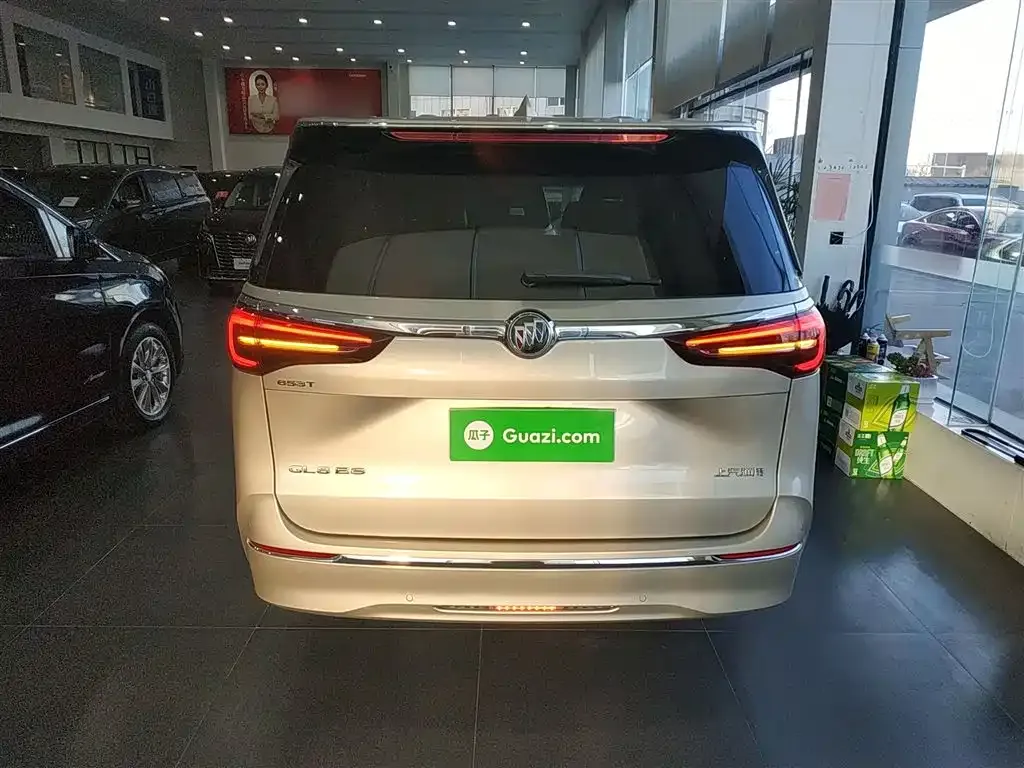 Buick GL8 2022 из CN, фото 8