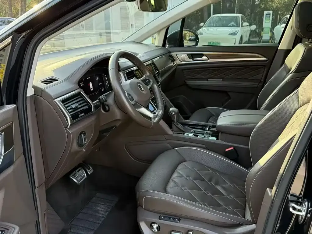 Volkswagen Viloran 2022 из CN, фото 4