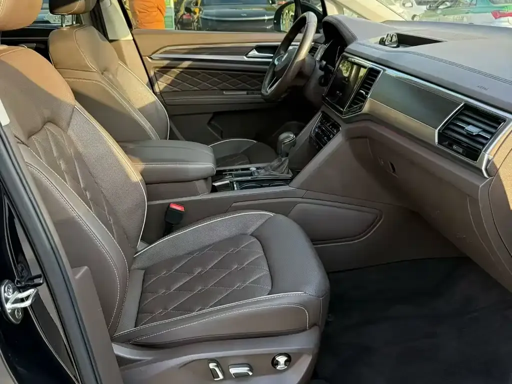 Volkswagen Viloran 2022 из CN, фото 6