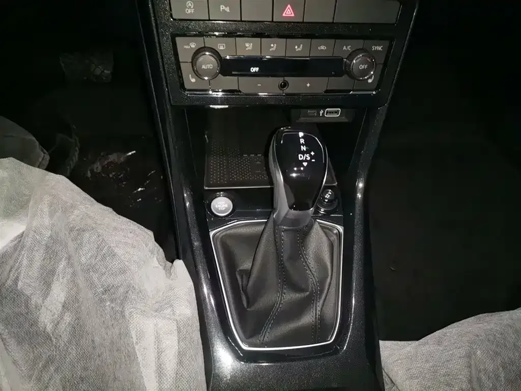 Volkswagen Tharu 2025 из CN, фото 10