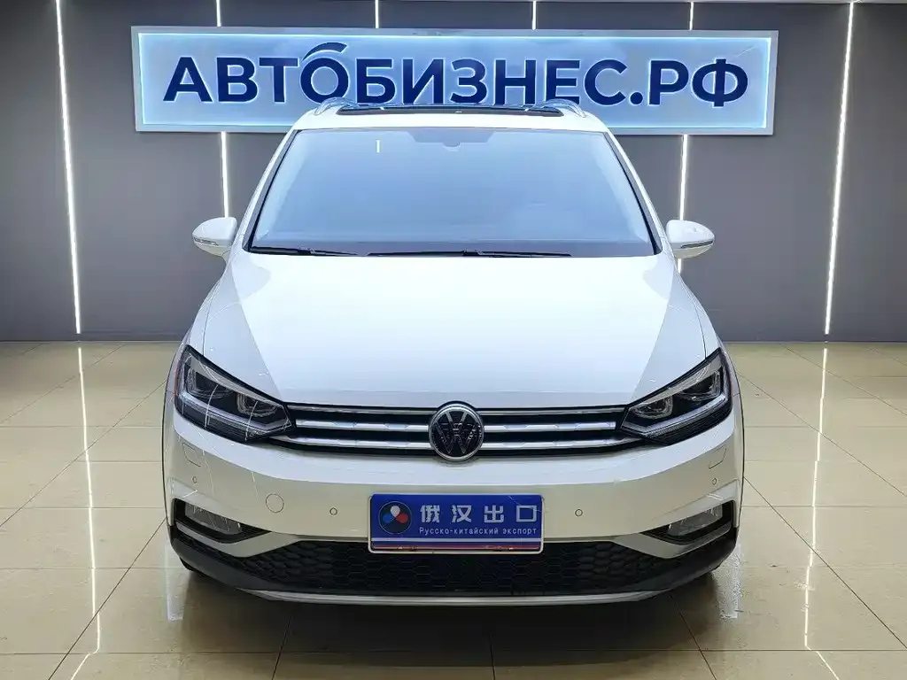 Volkswagen Touran 2022 из CN, фото 5